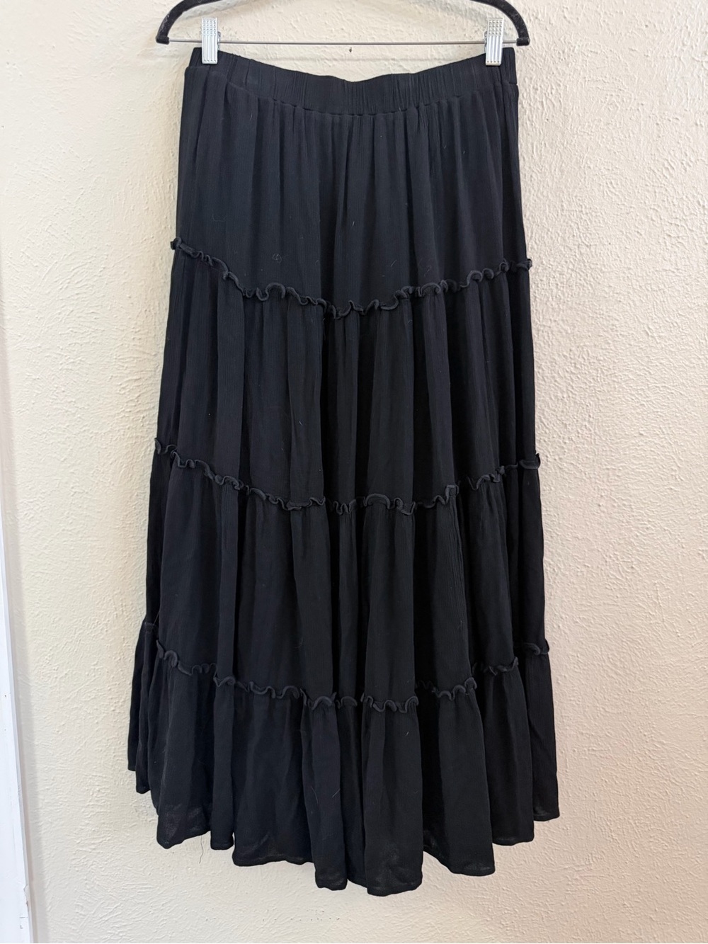 Princess Polly black maxi tiered ruffle skirt - Picture 2 of 7